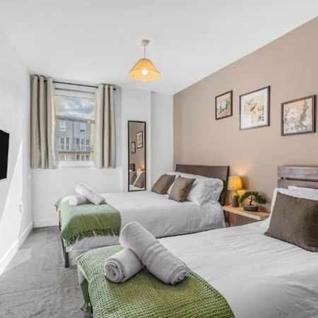 Oriental Suite 2 Bed 2 Bath Netflix And Free Parking, Games- Maihom Μπέρμιγχαμ Εξωτερικό φωτογραφία