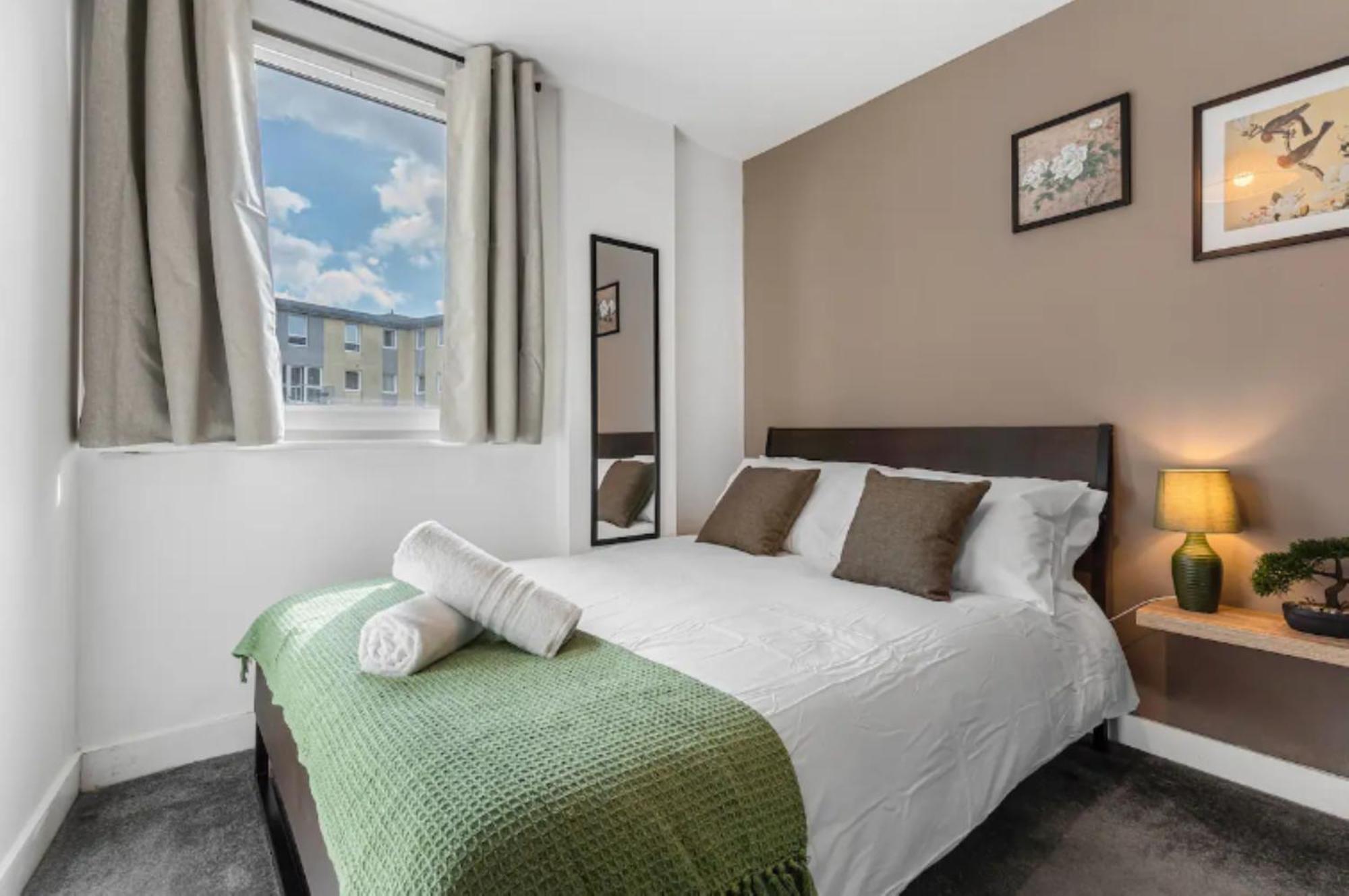 Oriental Suite 2 Bed 2 Bath Netflix And Free Parking, Games- Maihom Μπέρμιγχαμ Εξωτερικό φωτογραφία